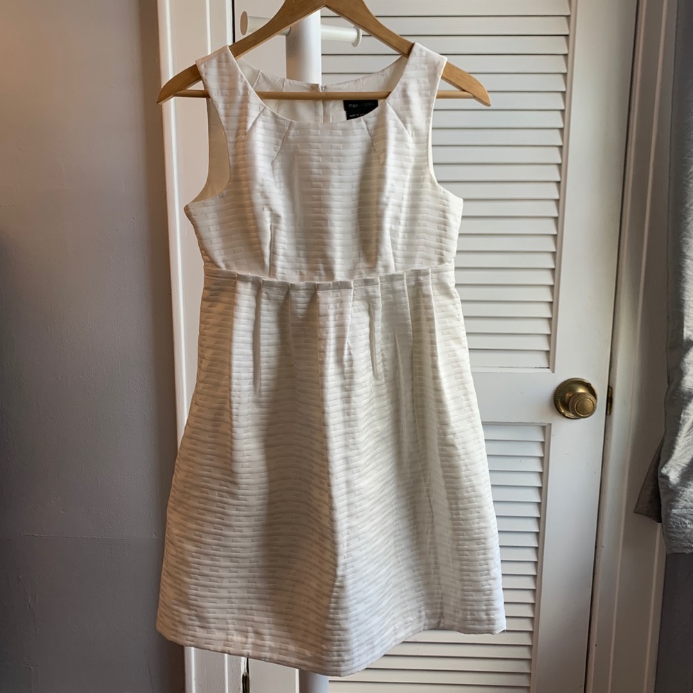 Max and Cleo- Tank top Babydoll Style White Dress